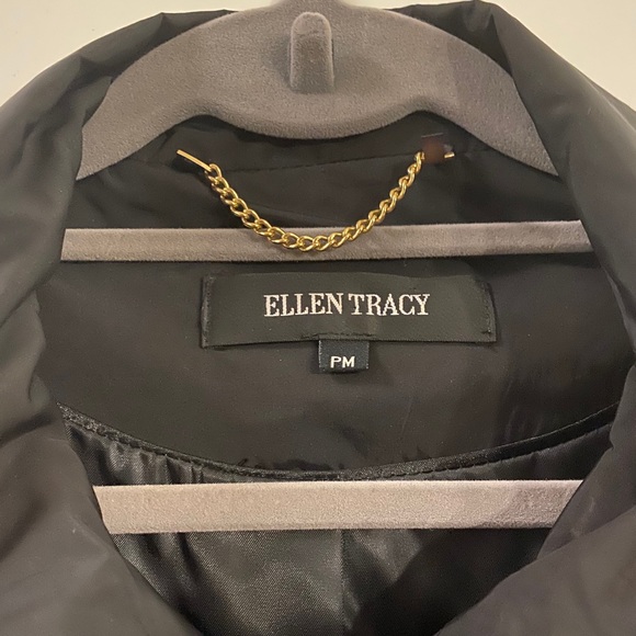ELLEN TRACY BLACK JACKET W GOLD DETAILS - Picture 2 of 5